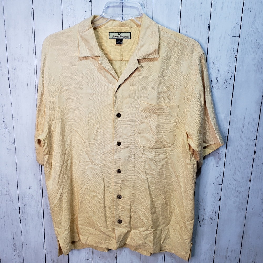 Tommy Bahama Men's Silk Floral Hula Girl Yellow Camp Shirt Button Up Size Large.
